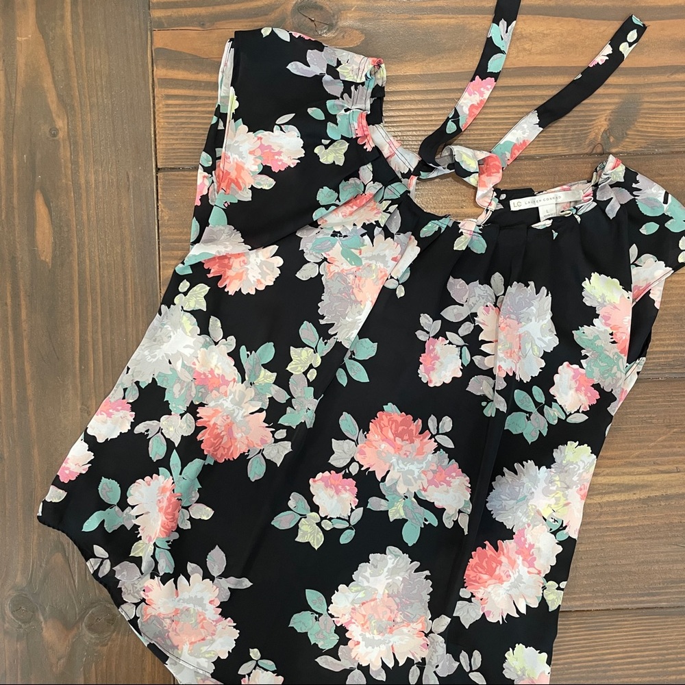 LC Lauren Conrad Floral Top - L